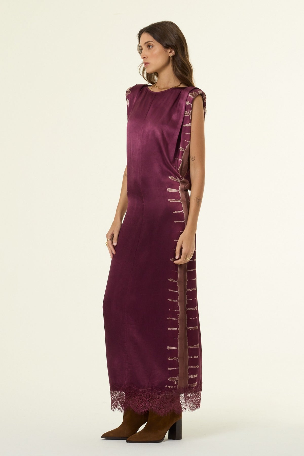 Dentelle Dress // Cherry Lacquer Tree Wash