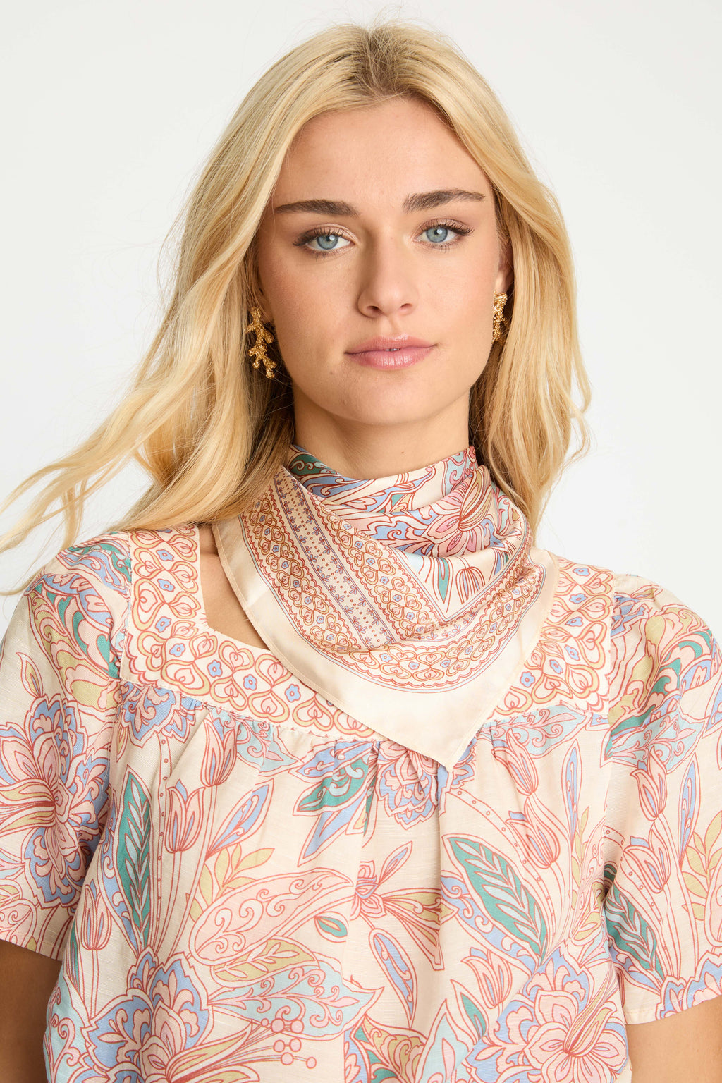Renee Scarf in Paisley Floral