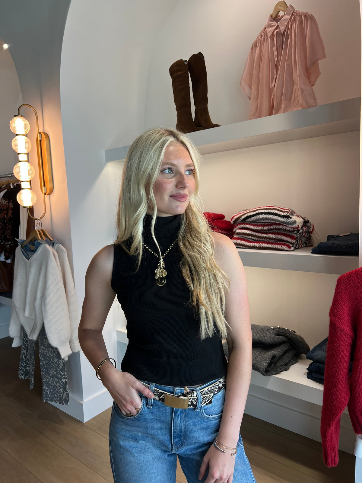Lizabeth sleeveless top